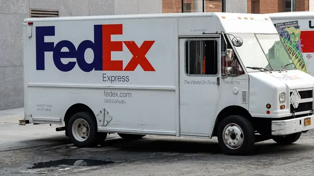 Santa Ana police put PSA FedEx truck theft at over $963,000 in trading cards, with one pallet… — image from eGamers.io