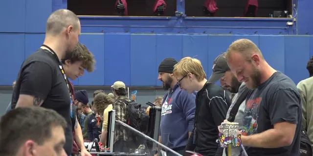 Collectors spend big at 540 Card Show in Salem — image from WDBJ7