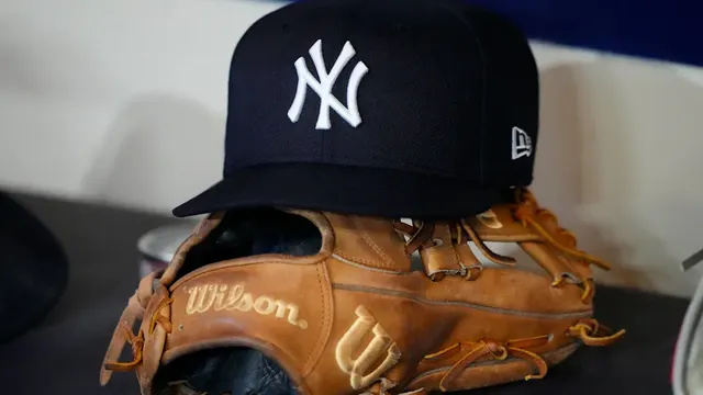 Don't Throw Out Your Childhood Collection: Old Baseball Cards Can Be Worth Thousands — image from Yahoo Sports